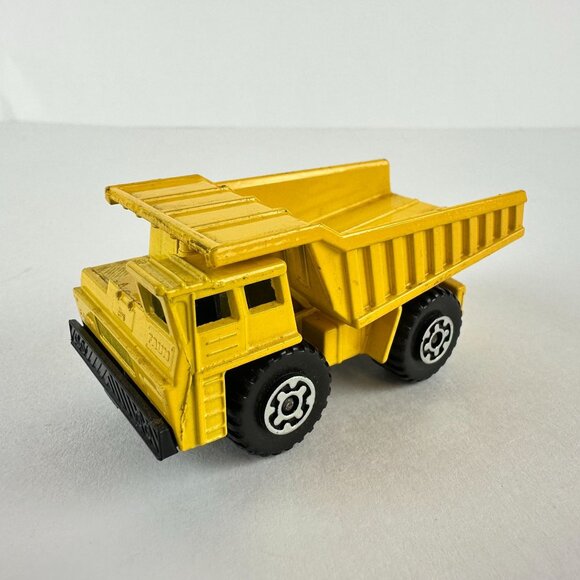 Vintage Matchbox Lesney Superfast Faun Dump Truck 1976 Yellow - Picture 1 of 9